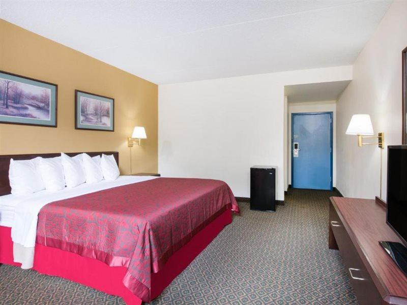Days Inn By Wyndham Chambersburg Extérieur photo