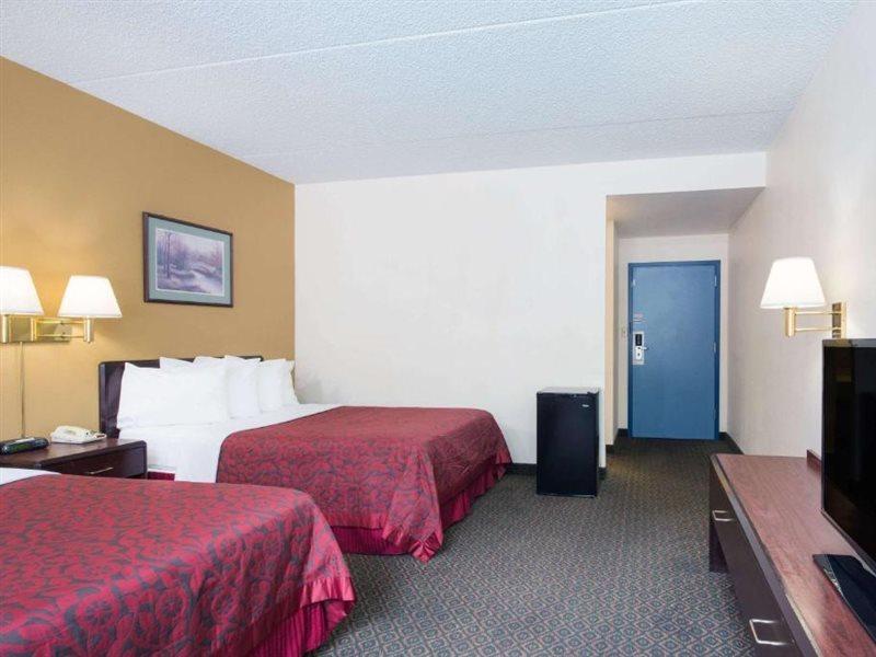 Days Inn By Wyndham Chambersburg Extérieur photo
